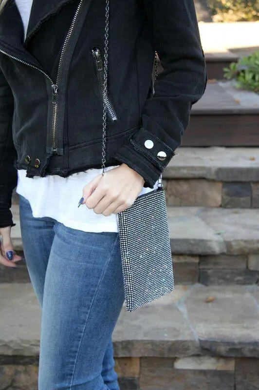 A Touch of Sparkle Cell Phone Bag Black/Silver