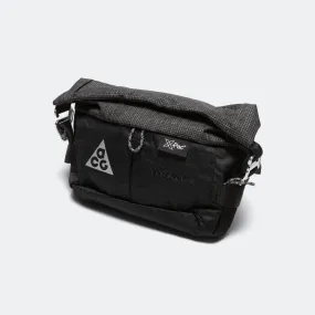 Aysen 3L Fanny Pack - Black/Metallic Silver