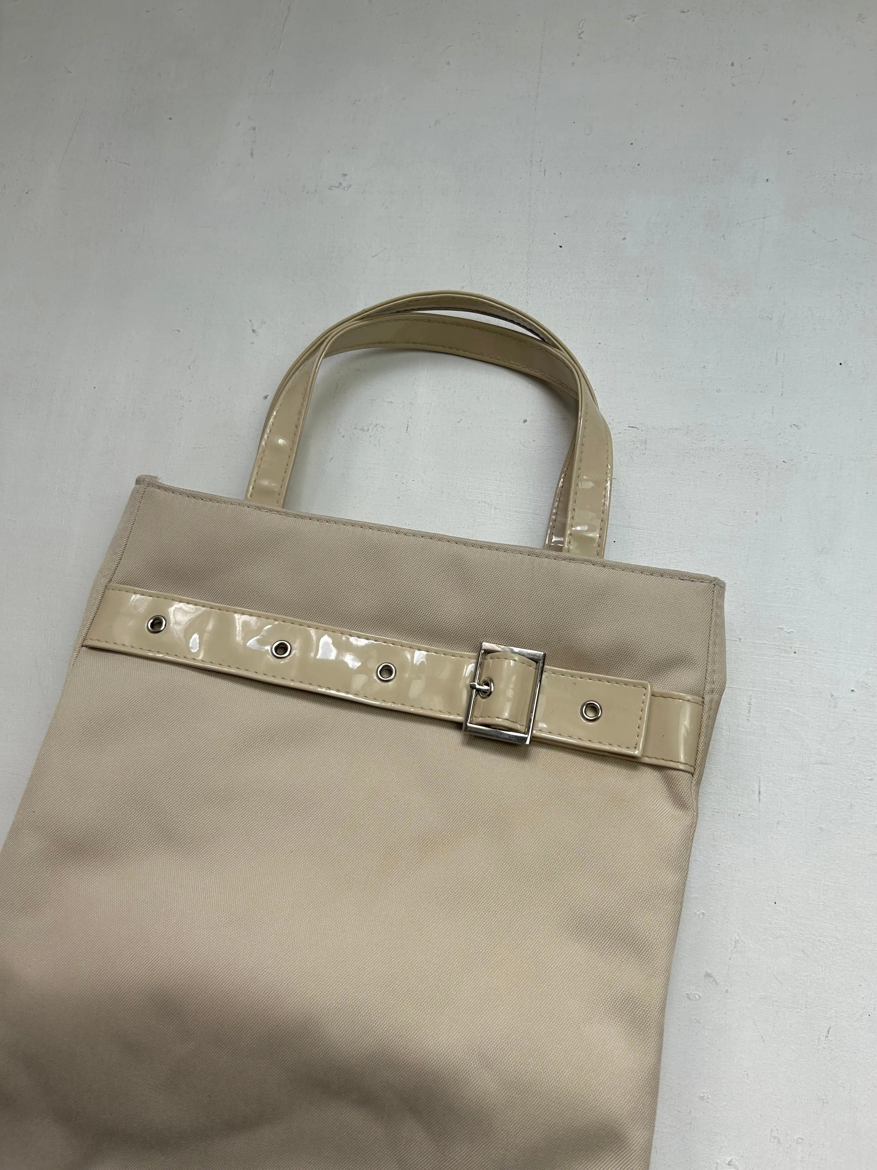 Beige cream belt buckle medium handbag