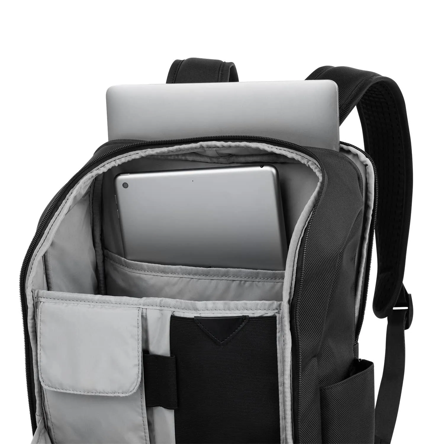 Crew™ Executive Choice™ 3 Slim Backpack