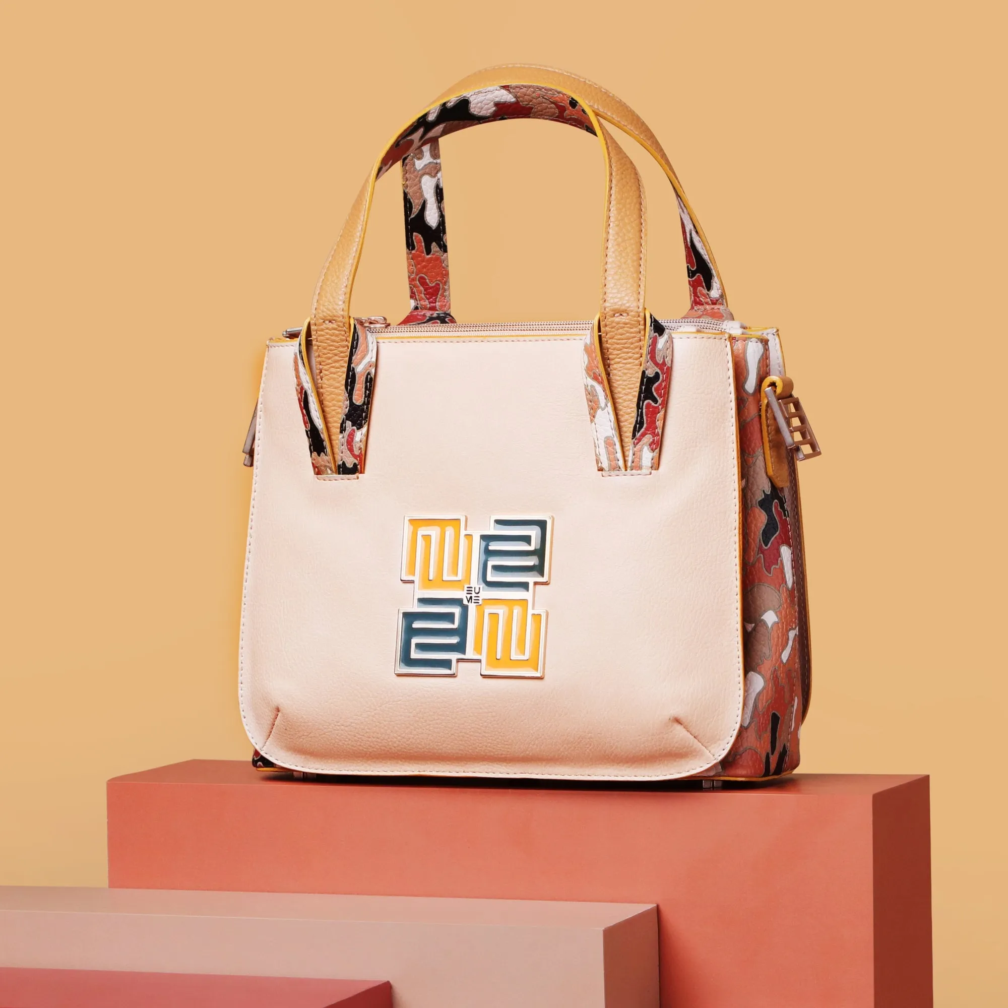 EUME Marshmallow Tote Bag