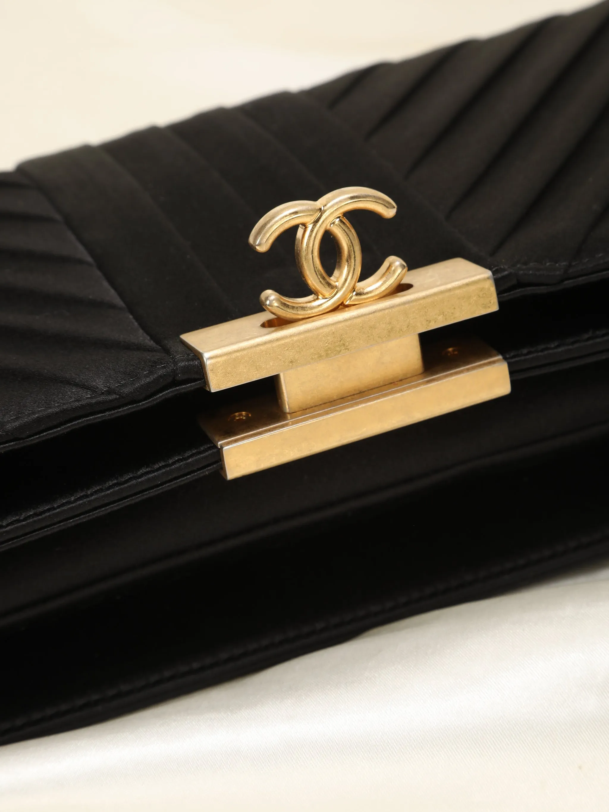 Extremely Rare CL 2019 Satin Clutch Bag