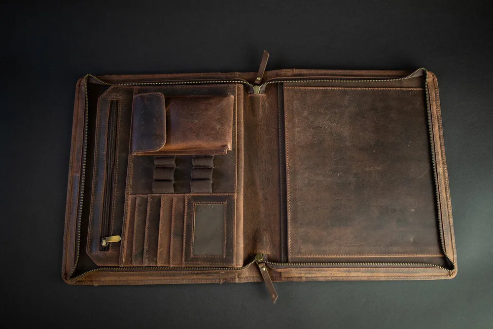 Nomad Leather Portfolio