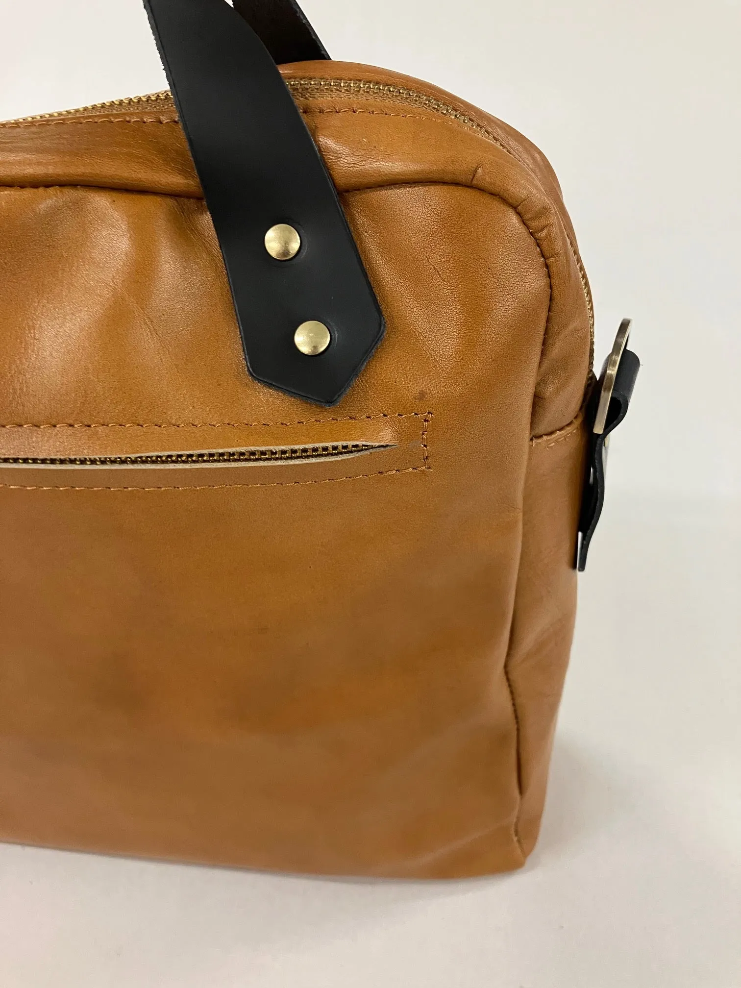 SAMPLE - ONE OF A KIND Leather briefcase, attache case, messenger bag in tan brown leather