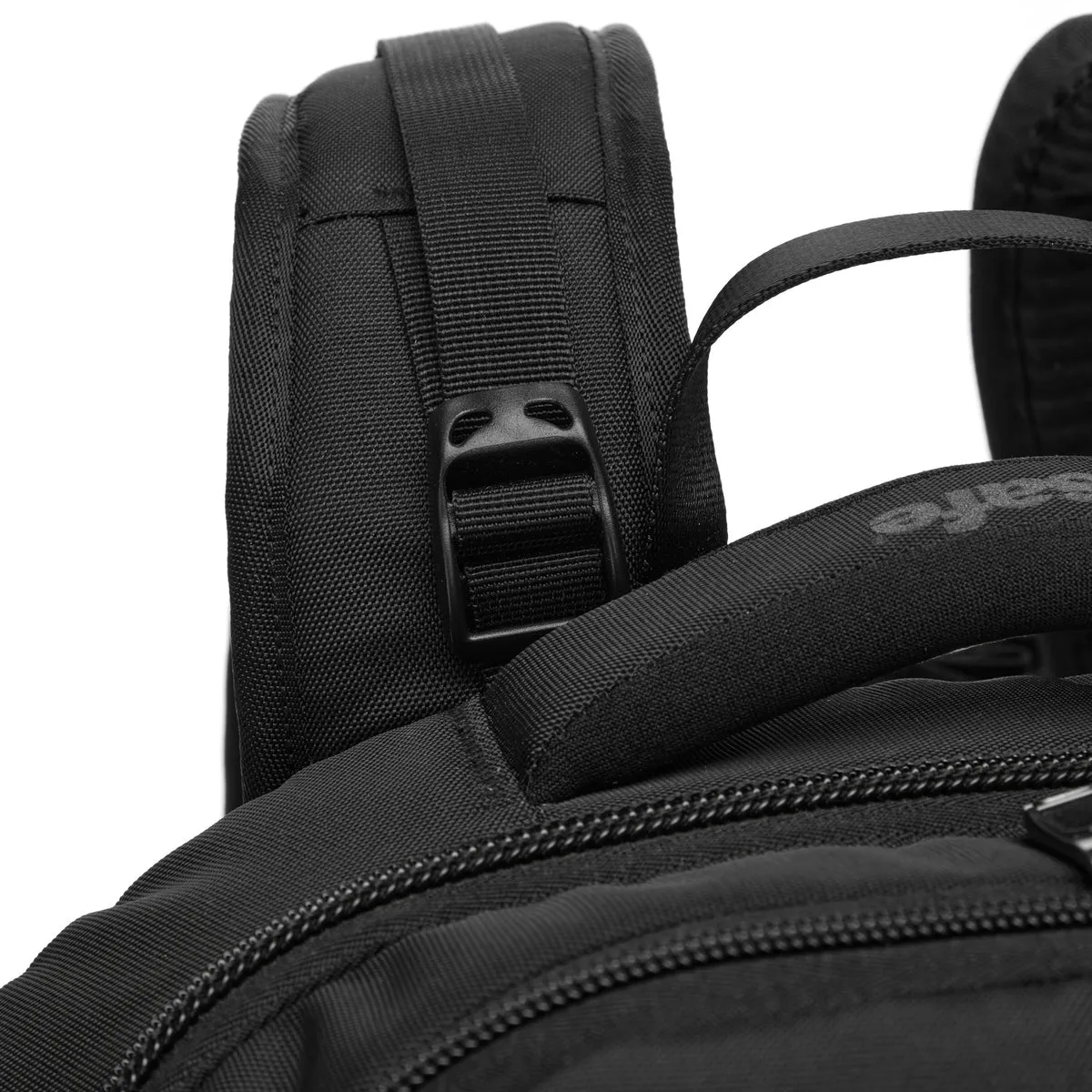 Venturesafe EXP35 Anti-Theft Travel Backpack