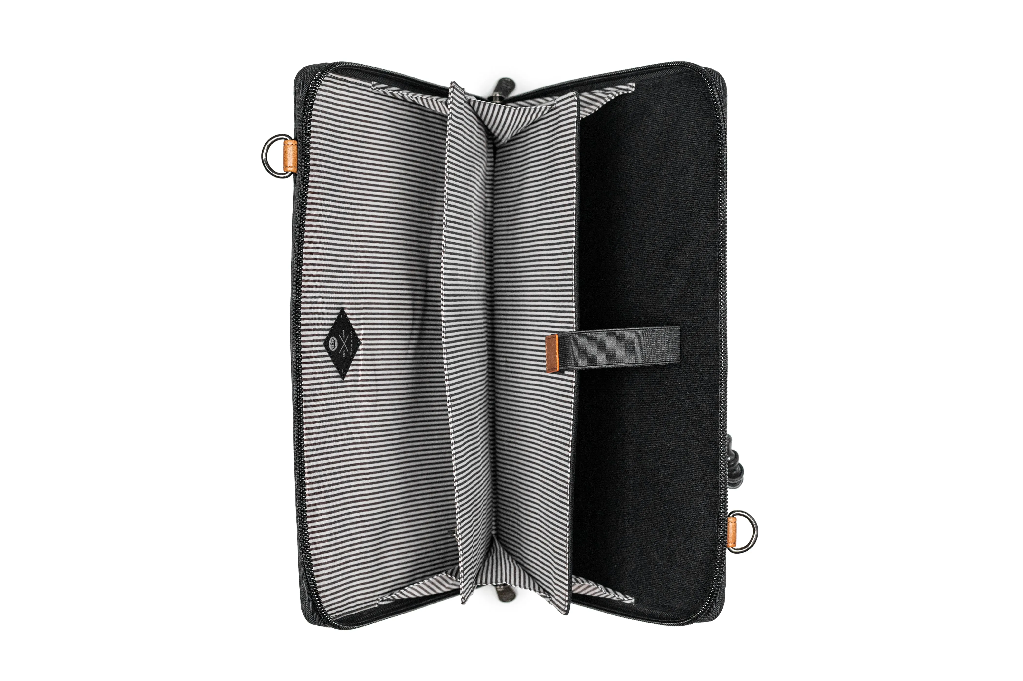 WELLINGTON - Accordion Folio w/ Strap