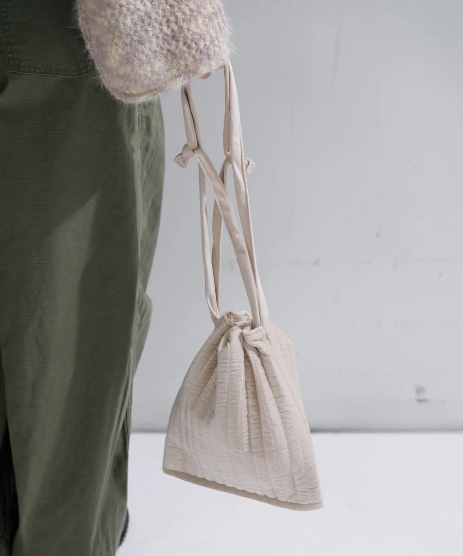 【WOMEN】beej Velour quilting mini bag